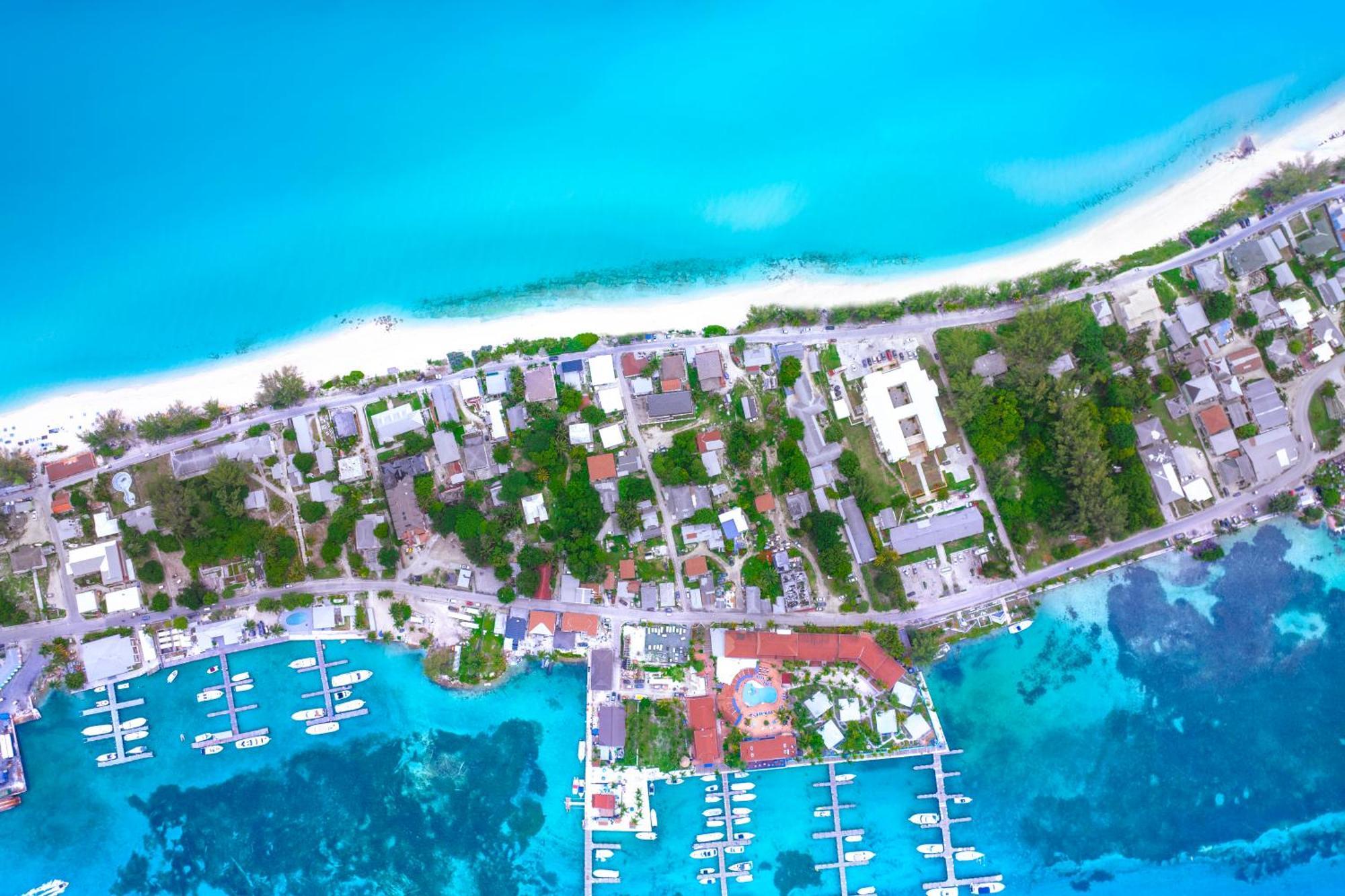 Bimini Big Game Club Resort & Marina Alice Town  Buitenkant foto